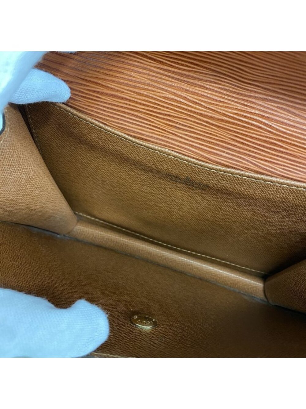 Louis Vuitton Clutch Epi Montaigne Kenya Brown - Picture 4 of 10